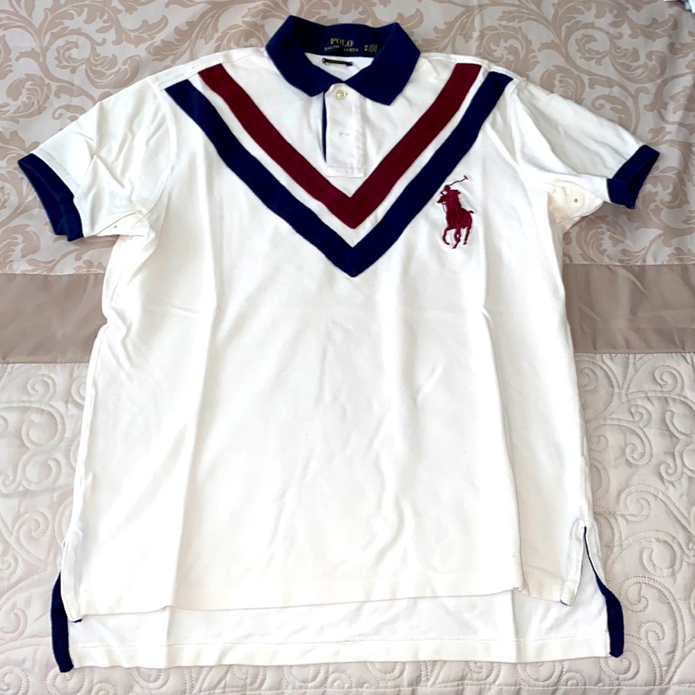 Short sleeve Ralph Lauren polo shirt. Has not been worn in years.